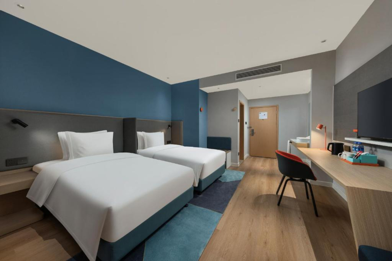 Bedroom 3, Holiday Inn Express WAWU MOUNTAIN by IHG, Meishan