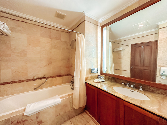 Bathroom 21
