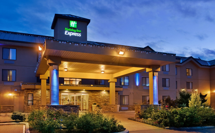 Exterior & Views 2, Holiday Inn Express & Suites VERNON by IHG, North Okanagan