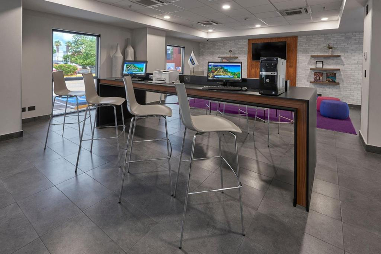 Food & Drinks 5, City Express by Marriott Merida, Mérida