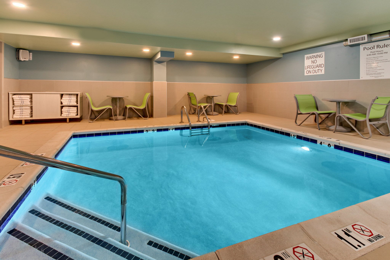Sport & Beauty 3, Holiday Inn Express PITTSTON - SCRANTON AIRPORT by IHG, Luzerne