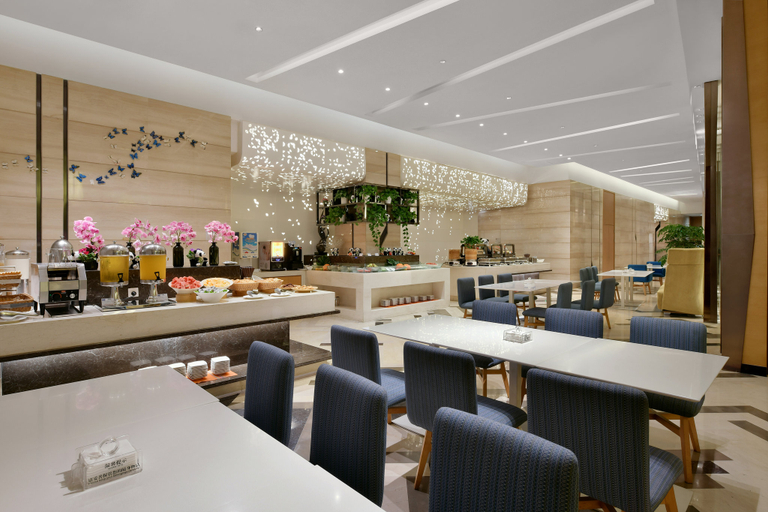 Food & Drinks 4, Holiday Inn Express CHENGDU HUANHUAXI by IHG, Chengdu