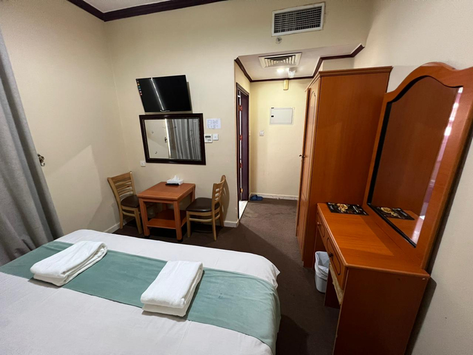 Bedroom 2, Al Jazeerah Hotel, Sharjah City