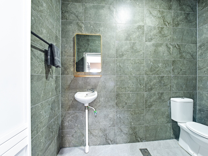 Bathroom 3, Padi Hotel Alor Setar (Self Check In), Kota Setar