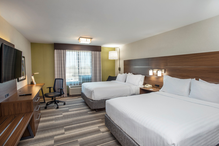 Bedroom 4, Holiday Inn Express & Suites MEDICINE HAT TRANSCANADA HWY 1 by IHG, Division No. 1
