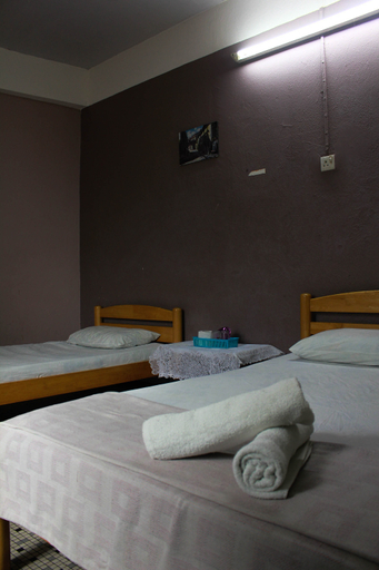 Bedroom, Sun Golden Inn by ZUZU, Kinta
