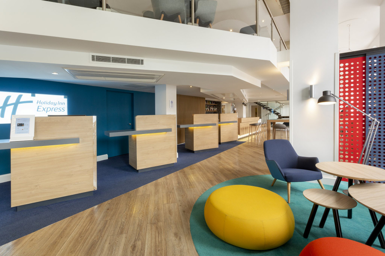 Public Area 2, Holiday Inn Express EDINBURGH CITY CENTRE by IHG, Edinburgh