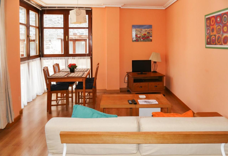 Bedroom 2, Apartamentos Rurales Altuzarra, La Rioja