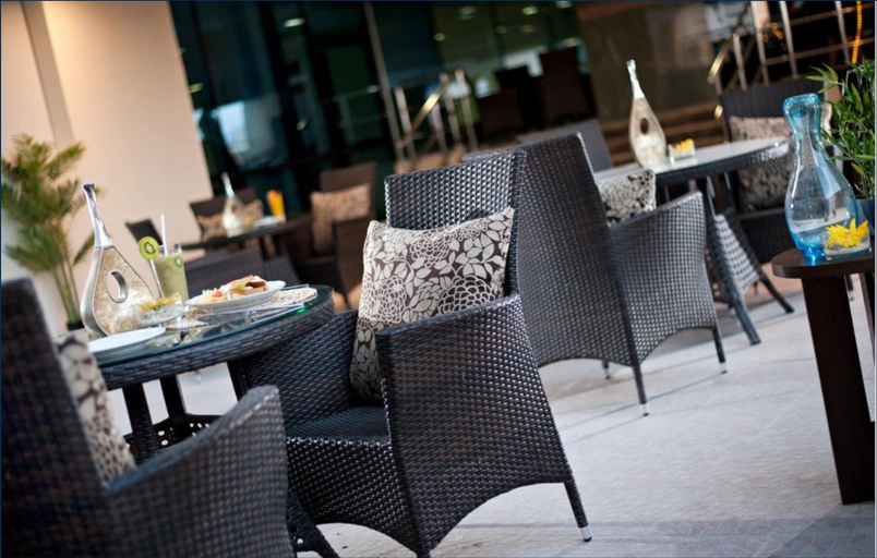 Food & Drinks, Saray Mushereib Hotel, Doha
