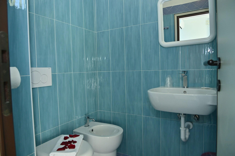 Bathroom 4, Hotel Italy, Rimini