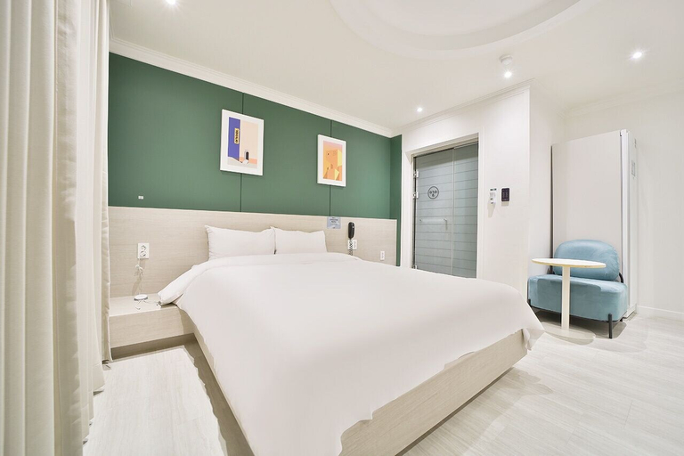 Bedroom 2, Hotel Yeogiuhtte Gumi Indong 2nd Branch, Gumi