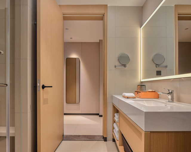 Bathroom 4, Hyatt Place Chengdu Bio-town, Chengdu