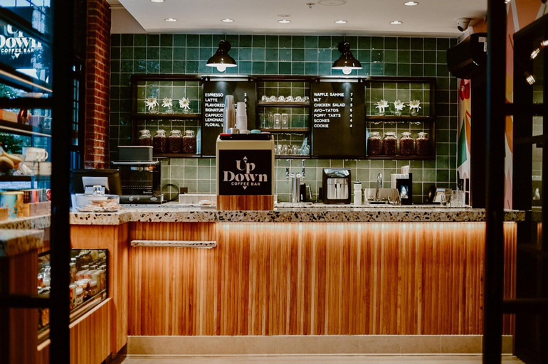 Food & Drinks 5, Moxy Chattanooga Downtown, Hamilton