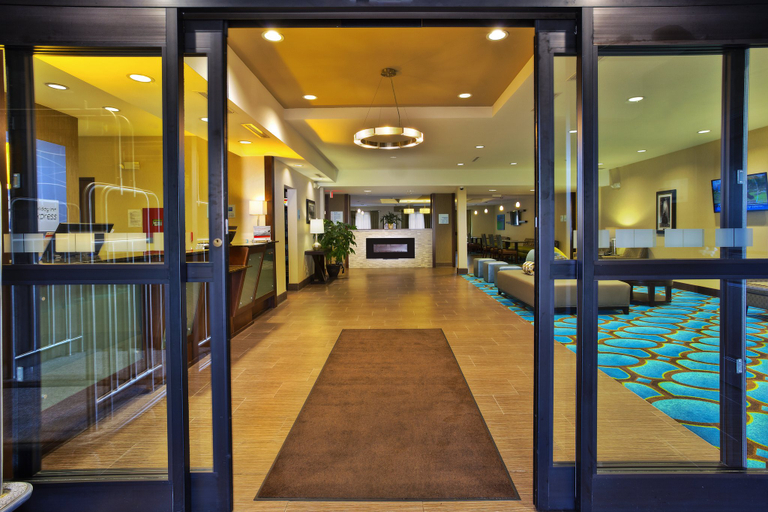 Others 3, Holiday Inn Express HASTINGS by IHG, Barry