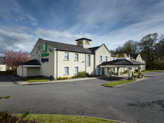 Exterior & Views 3, Holiday Inn Express GLENROTHES by IHG, Fife