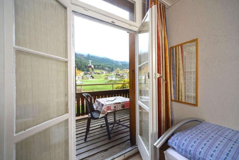 Bedroom 3, Bernerhof & Residence Hotels, Interlaken