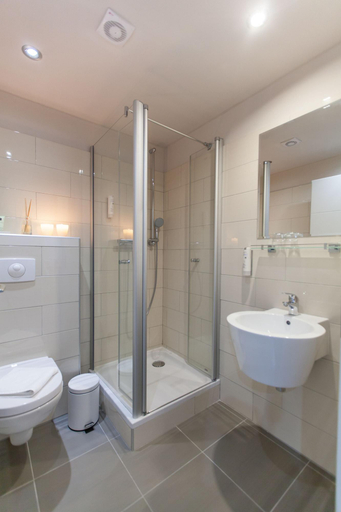 Bathroom 4, Am Fjord, Flensburg