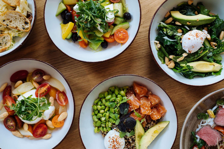 Food & Drinks 11