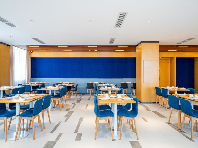 Food & Drinks 2, Holiday Inn Express LITANG by IHG, Garzê Tibetan