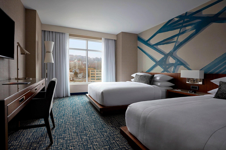 Bedroom 2, Ithaca Marriott Downtown on the Commons, Tompkins