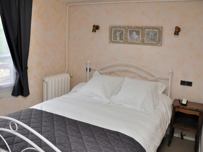 Bedroom, Logis Auberge de l'Ecole, Tarn