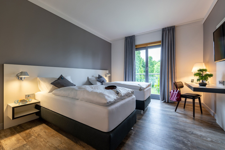 Bedroom 5, Coffee Fellows Hotel Leipheim Süd, Günzburg