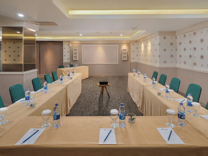 Business Facilities 26