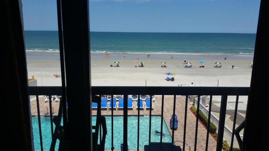 Exterior & Views 1, Tropical Winds Oceanfront Hotel, Volusia