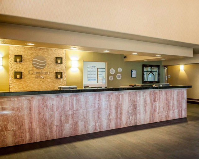 Public Area 3, Comfort Inn Gallup I-40 Exit 20, McKinley