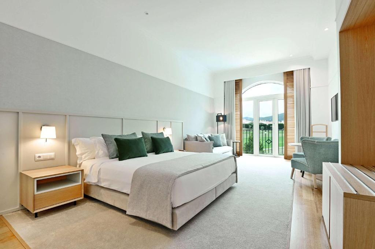 Bedroom 13