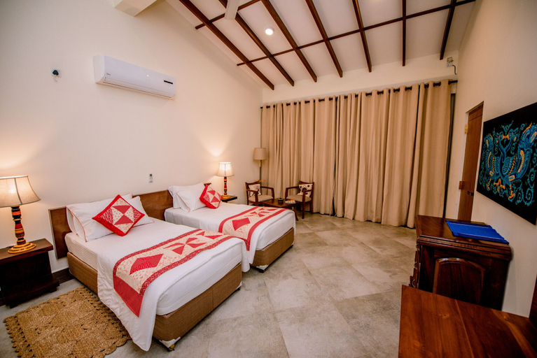 Bedroom 3, Arhimser Villa, Tangalle