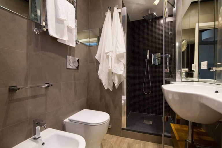Bathroom 5, Domenichino Luxury Home, Rome