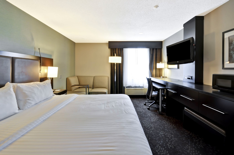 Bedroom 4, Holiday Inn Express ROMULUS / DETROIT AIRPORT, Wayne