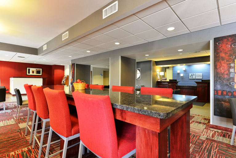 Food & Drinks 5, Holiday Inn Express CORNING - PAINTED POST by IHG, Steuben