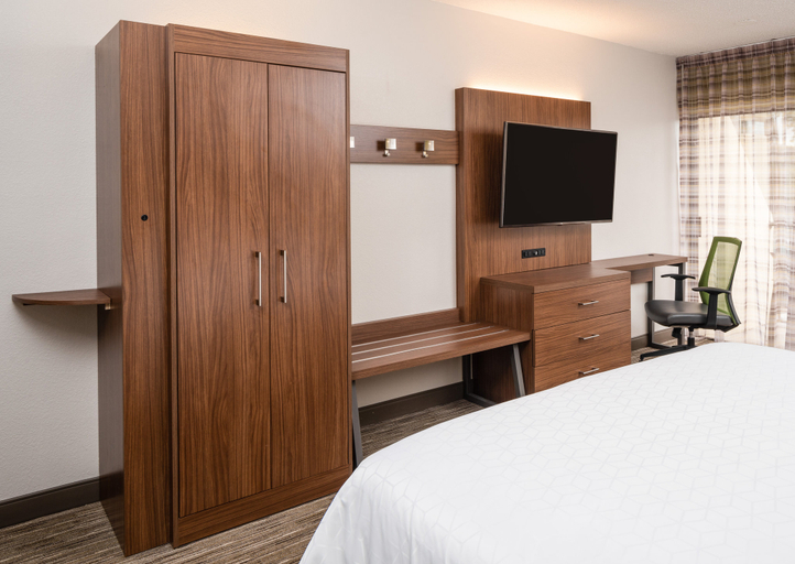 Bedroom 4, Holiday Inn Express BOCA RATON-WEST by IHG, Palm Beach