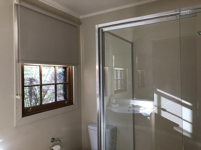 Bathroom 3, Corinna Wilderness Village, Waratah/Wynyard - Pt B