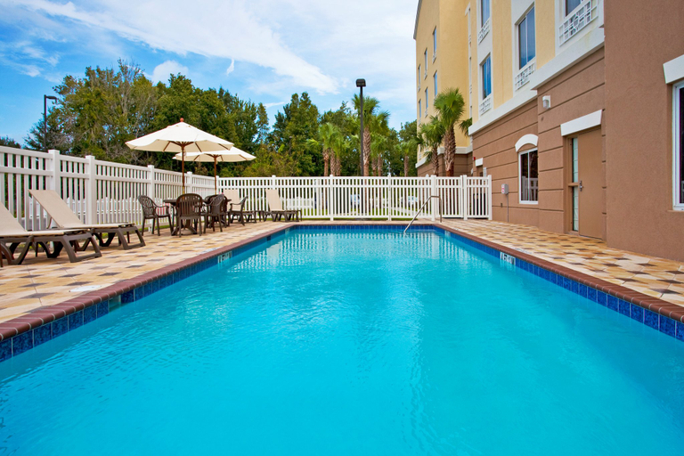 Sport & Beauty 2, Holiday Inn Express CRYSTAL RIVER by IHG, Citrus