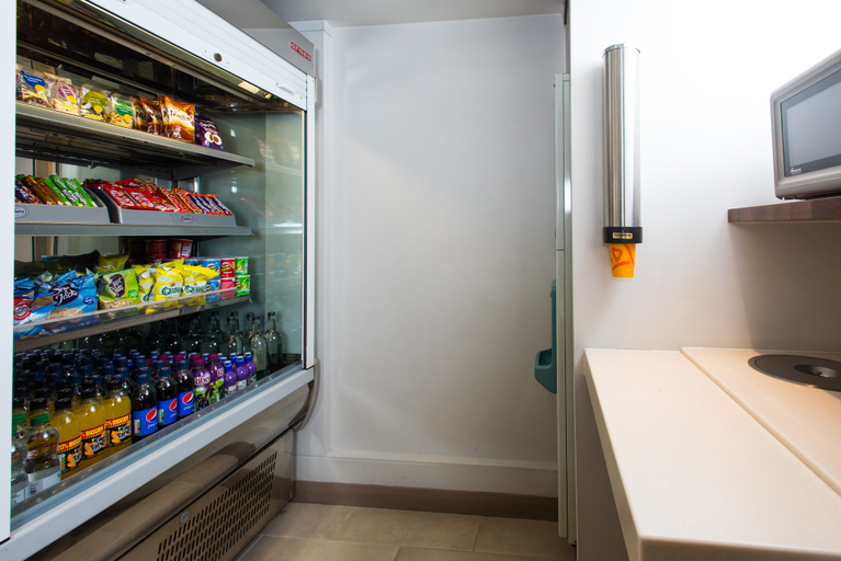 Food & Drinks 5, Holiday Inn Express EXETER EAST by IHG, Devon