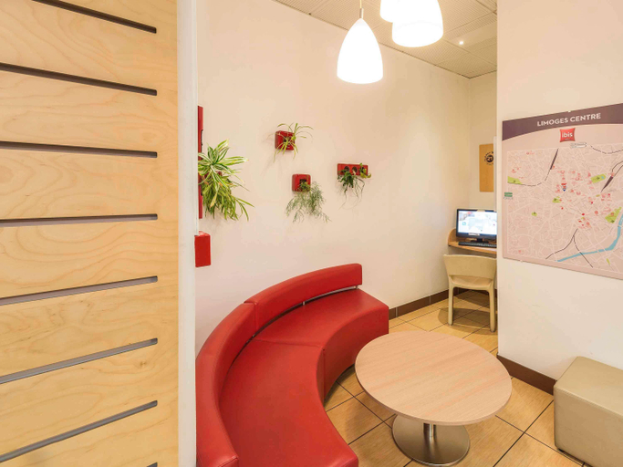 Public Area 2, ibis Limoges Centre, Haute-Vienne
