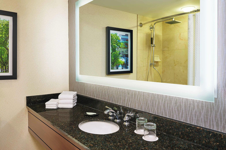 Bathroom 24