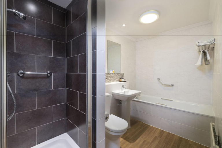Bathroom 5, The Windermere Hotel, Cumbria