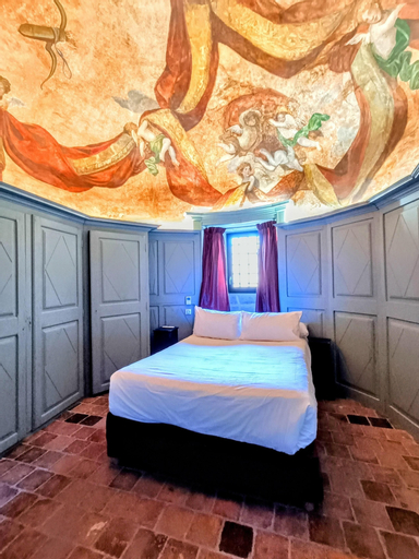 Bedroom 9