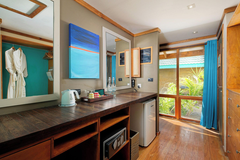 Bedroom 3, Canareef Resort Maldives