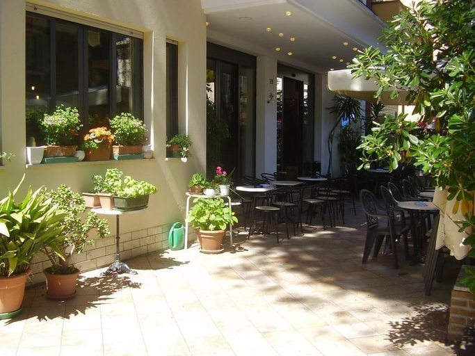 Others 5, Hotel Cortina, Rimini