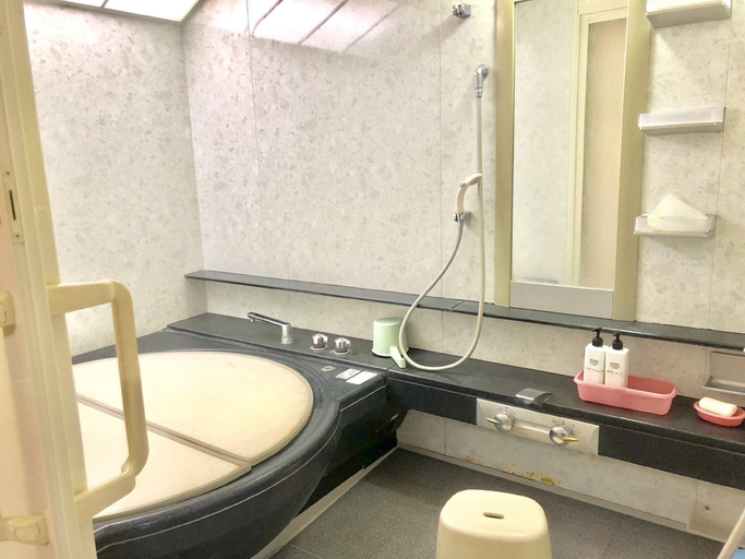 Bathroom 5, Capsule Hotel Block Room, Kita
