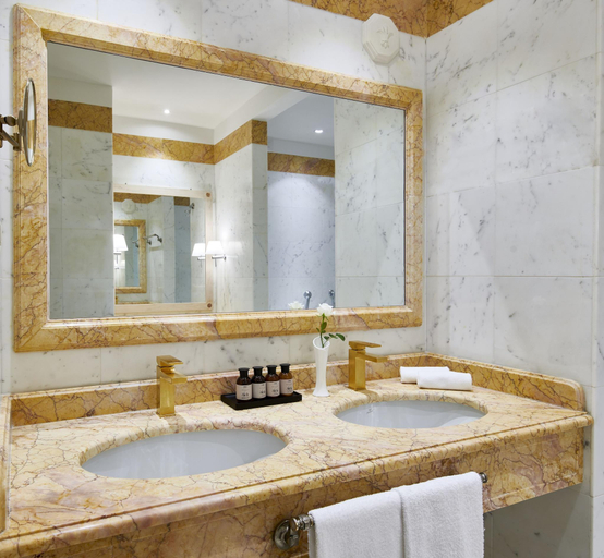 Bathroom 5, Grotta Giusti Resort Golf & Spa, Pistoia