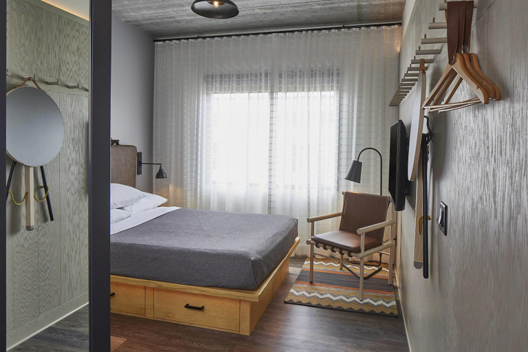 Bedroom 2, Moxy Chattanooga Downtown, Hamilton