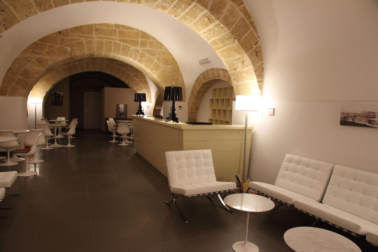 Public Area 5, Albergo del Sole, Taranto