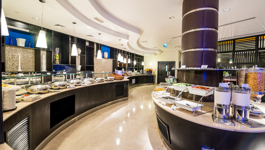 Food & Drinks 4, Holiday Inn Express DUBAI AIRPORT by IHG, Dubai