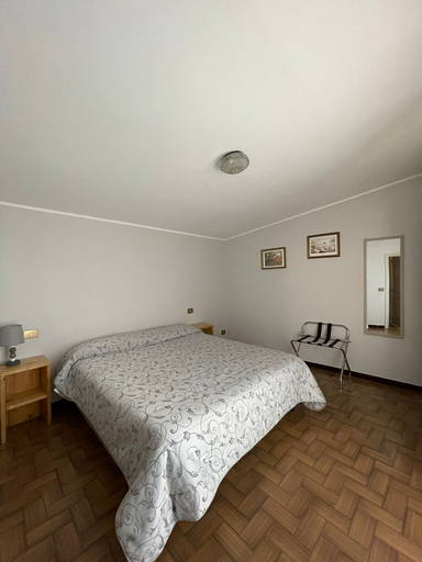 Bedroom 2, B&B Michelina, Como